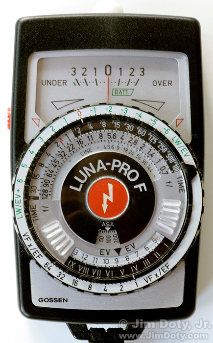 Gossen Luna-Pro F incident and flash light meter.