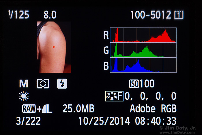 Histogram with a good red channel.