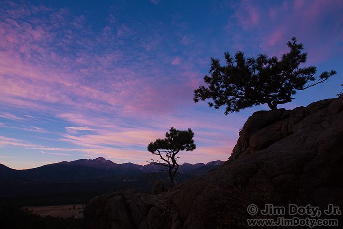 Dawn, scenic overlook. Rocky Mountain National Park.